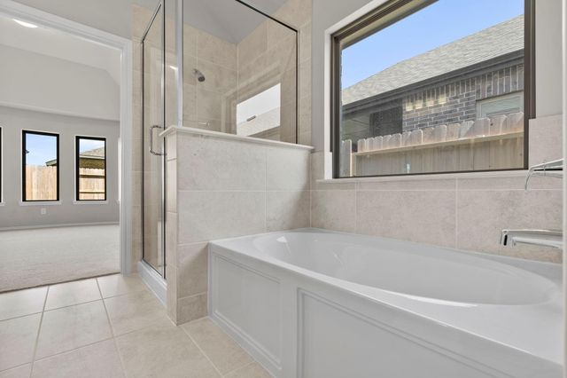 1016 Shoal Creek Trail, Conroe, TX 77304