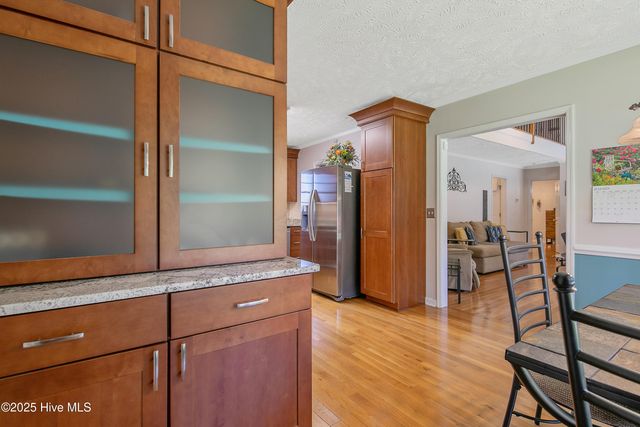 6528 Foxberry Road, Fayetteville, NC 28314