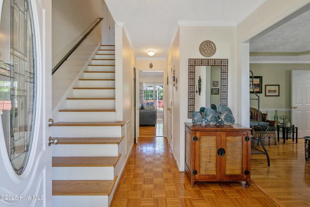 6528 Foxberry Road, Fayetteville, NC 28314