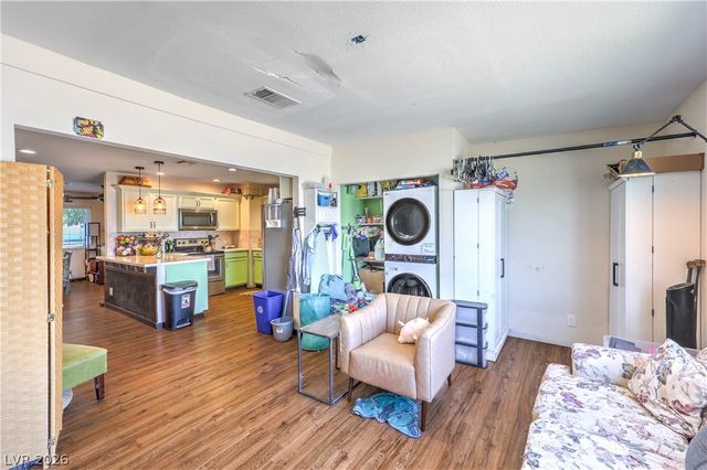 2116 West Travis Street, North Las Vegas, NV 89030