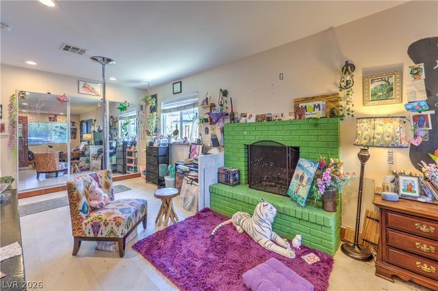2116 West Travis Street, North Las Vegas, NV 89030