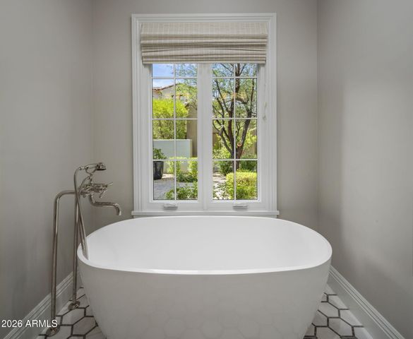 9849 E Legacy Lane, Scottsdale, AZ 85255
