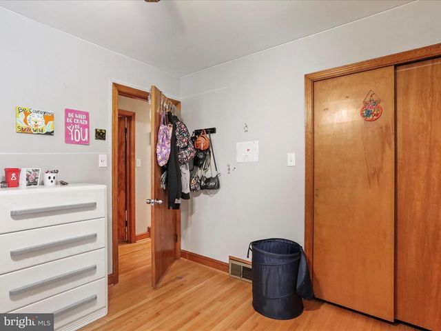 915 FLORIDA AVE, Martinsburg, WV 25401