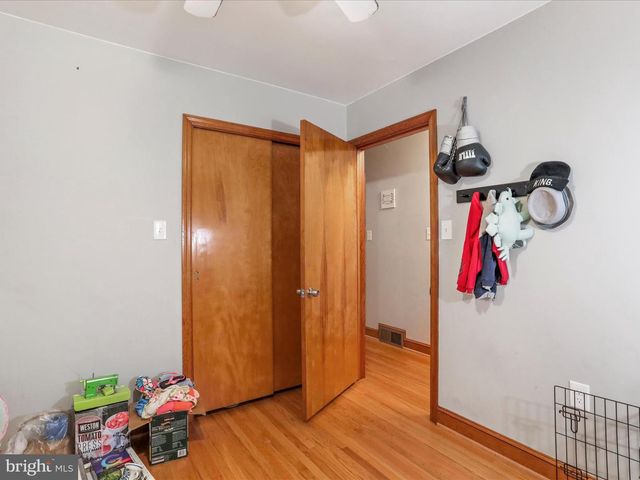 915 FLORIDA AVE, Martinsburg, WV 25401