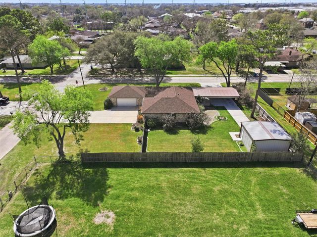 815 Wisconsin Street, South Houston, TX 77587