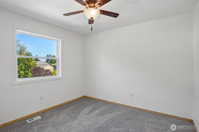 16202 87th Avenue E, Puyallup, WA 98375