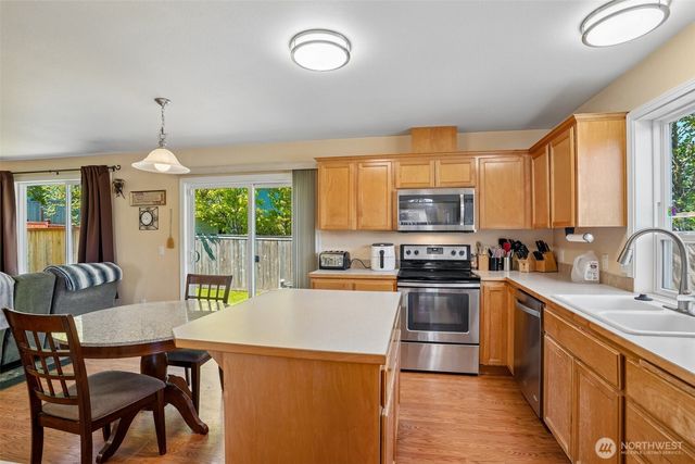 16202 87th Avenue E, Puyallup, WA 98375