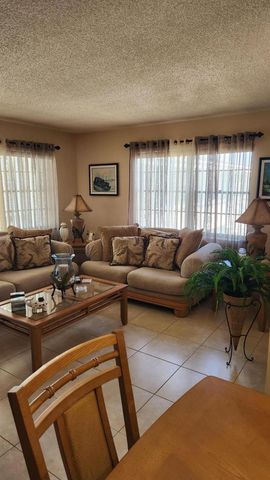96 Andover D, West Palm Beach, FL 33417