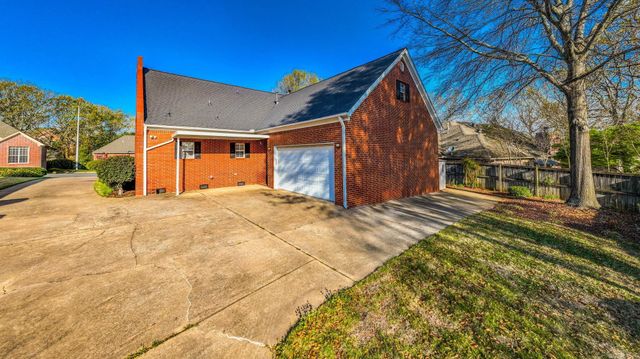 2716 Calico Creek Drive, North Little Rock, AR 72116