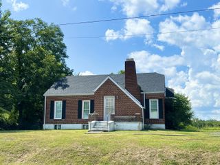 87 Jamestown Street, Russell Springs, KY 42642