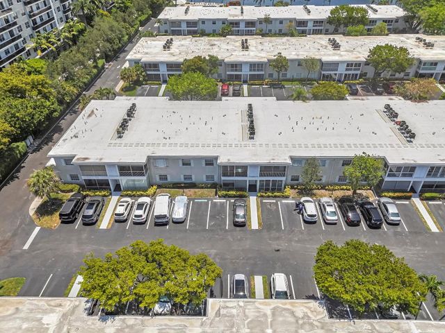 6487 Bay Club Drive 4, Fort Lauderdale, FL 33308