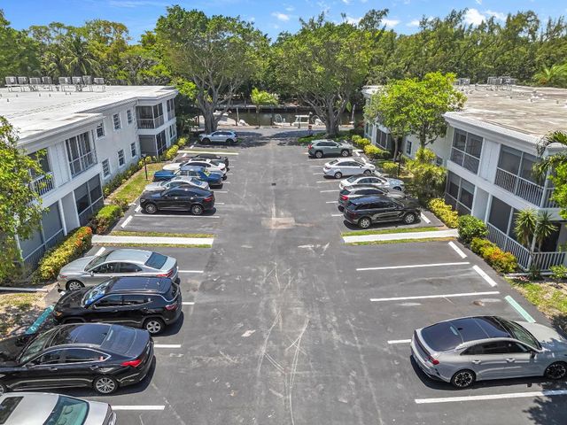 6487 Bay Club Drive 4, Fort Lauderdale, FL 33308