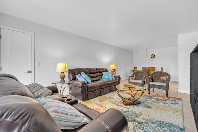 6487 Bay Club Drive 4, Fort Lauderdale, FL 33308