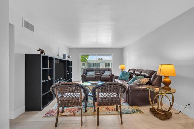 6487 Bay Club Drive 4, Fort Lauderdale, FL 33308