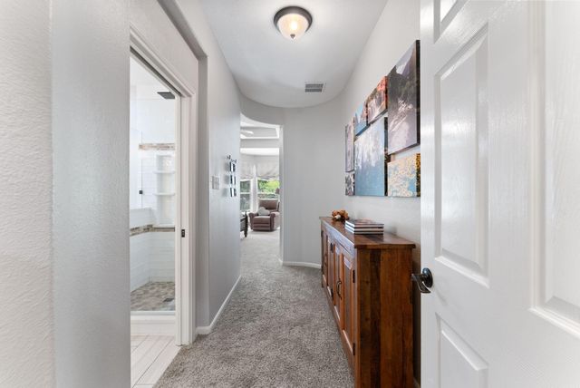 58 Marble Wood Place, The Woodlands, TX 77381