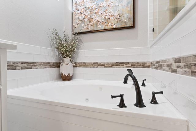 58 Marble Wood Place, The Woodlands, TX 77381