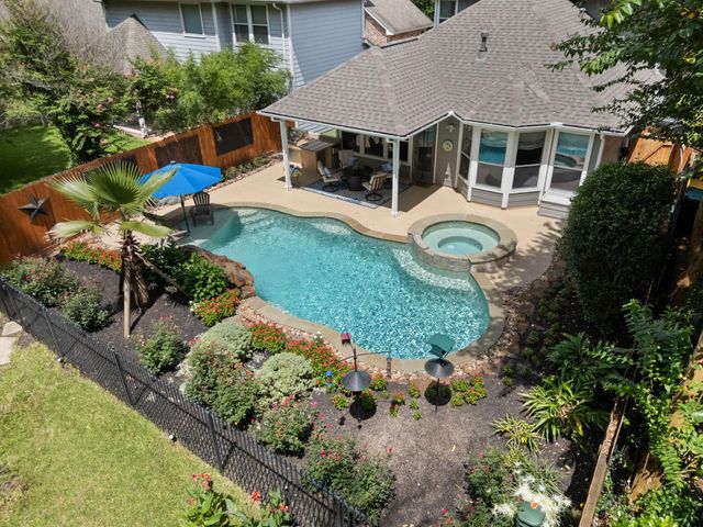 58 Marble Wood Place, The Woodlands, TX 77381