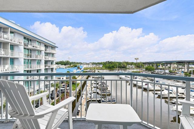 2100 Sea Mountain Hwy Unit 412, North Myrtle Beach, SC 29582