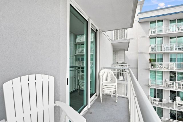 2100 Sea Mountain Hwy Unit 412, North Myrtle Beach, SC 29582