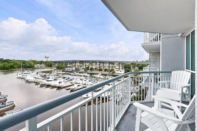 2100 Sea Mountain Hwy Unit 412, North Myrtle Beach, SC 29582
