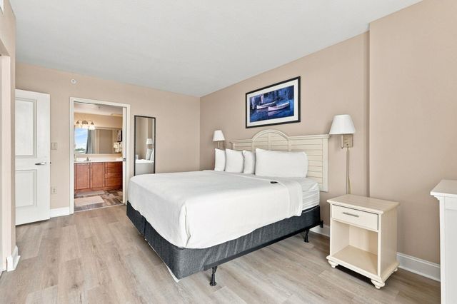 2100 Sea Mountain Hwy Unit 412, North Myrtle Beach, SC 29582