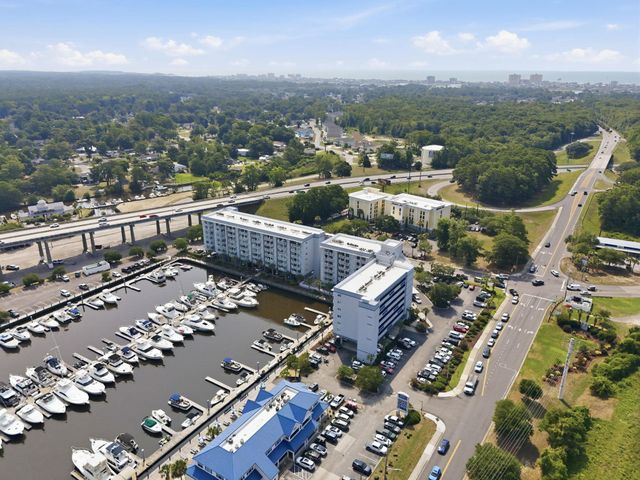 2100 Sea Mountain Hwy Unit 412, North Myrtle Beach, SC 29582