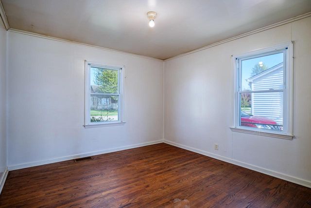 5923 44th AVENUE, Kenosha, WI 53144