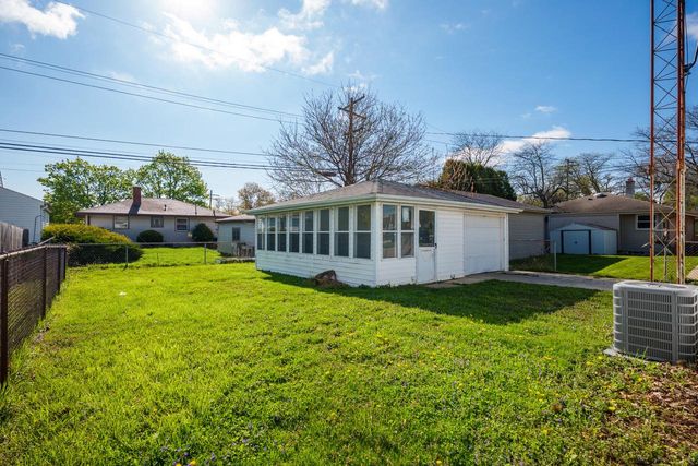 5923 44th AVENUE, Kenosha, WI 53144