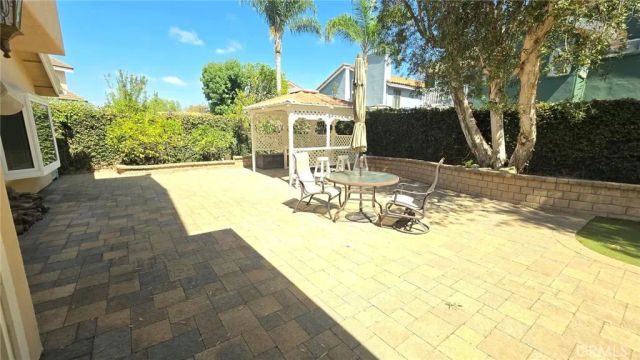 27165 Pinario, Mission Viejo, CA 92692