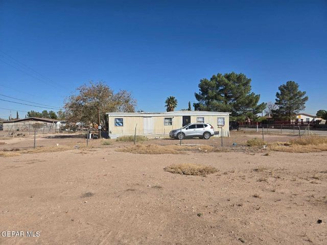 11683 Socorro Road, Socorro, TX 79927