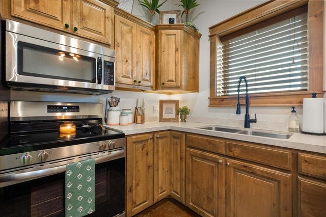 753 Co Rd J, New Home, TX 79383