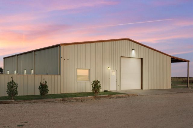 753 Co Rd J, New Home, TX 79383