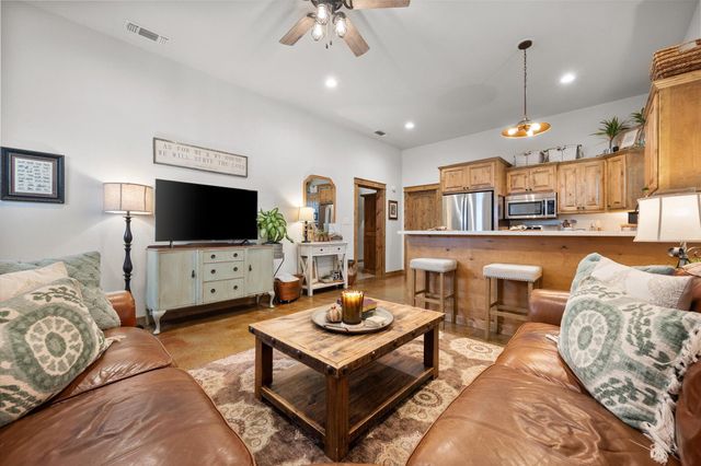 753 Co Rd J, New Home, TX 79383