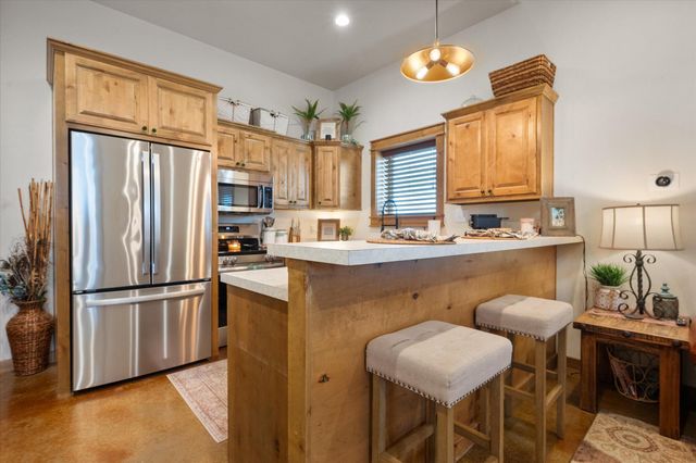 753 Co Rd J, New Home, TX 79383