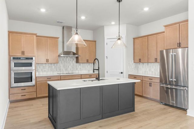 305 E Luna Blue LN, Jarrell, TX 76537