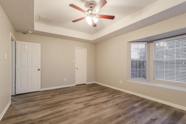 12214 Landsdown Ridge Way, Humble, TX 77346