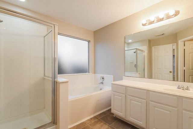 12214 Landsdown Ridge Way, Humble, TX 77346