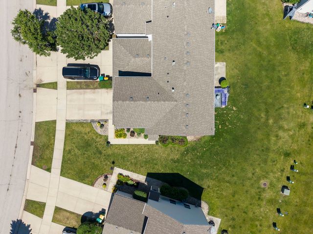 25201 Shannon Drive, Manhattan, IL 60442