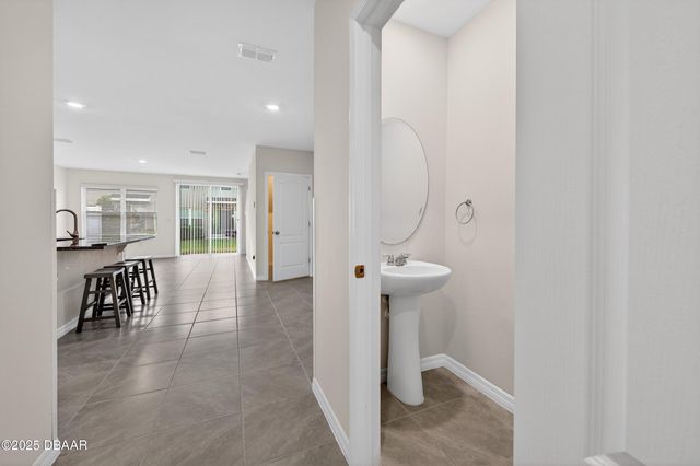 54 Bella Oaks Drive, Port Orange, FL 32129