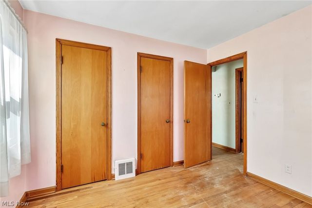 8804 Behrwald Avenue, Brooklyn, OH 44144