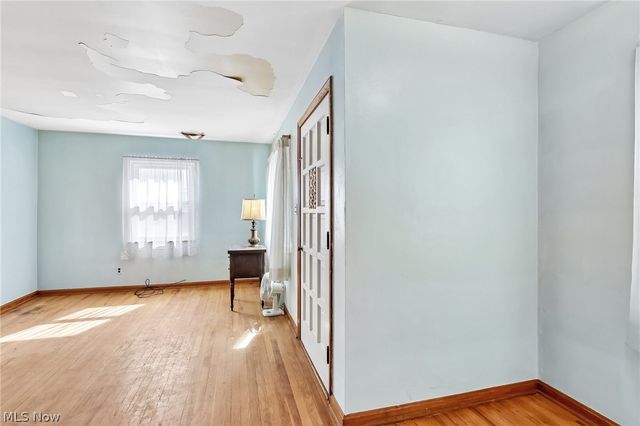 8804 Behrwald Avenue, Brooklyn, OH 44144