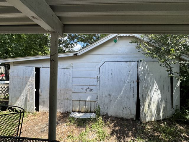 1009 West St, Lebanon, TN 37087