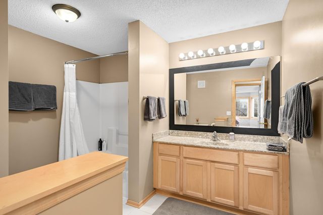 8517 Forestview Lane N, Maple Grove, MN 55369