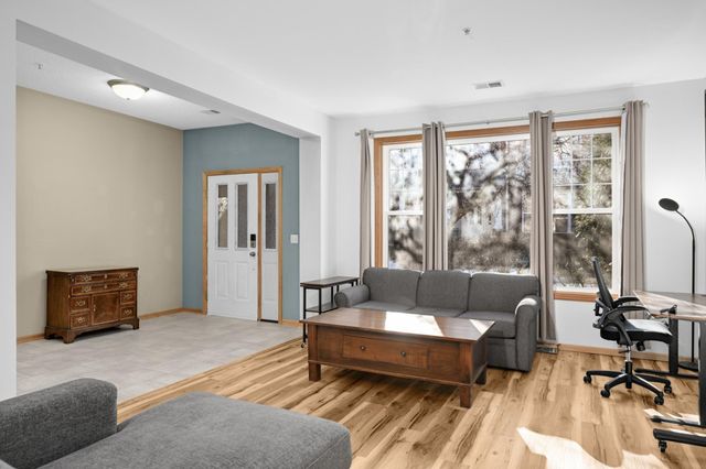 8517 Forestview Lane N, Maple Grove, MN 55369