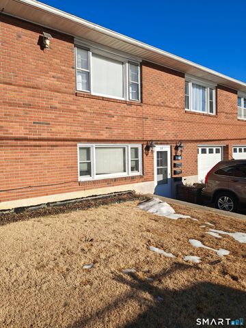 25 Norris Street, Waterbury, CT 06705