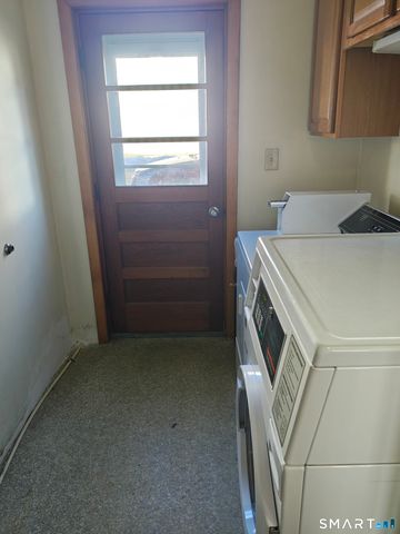 25 Norris Street, Waterbury, CT 06705