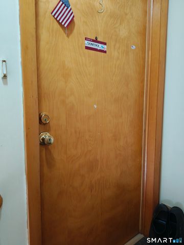 25 Norris Street, Waterbury, CT 06705