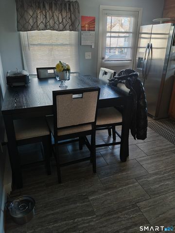 25 Norris Street, Waterbury, CT 06705