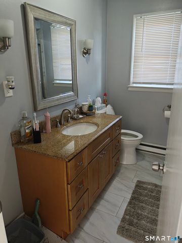 25 Norris Street, Waterbury, CT 06705