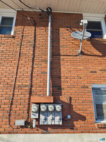 25 Norris Street, Waterbury, CT 06705